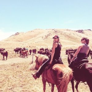 Meet your Posher, Emily